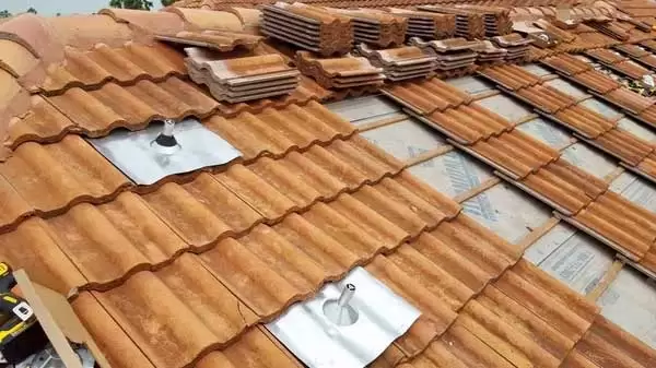 clay roofing work